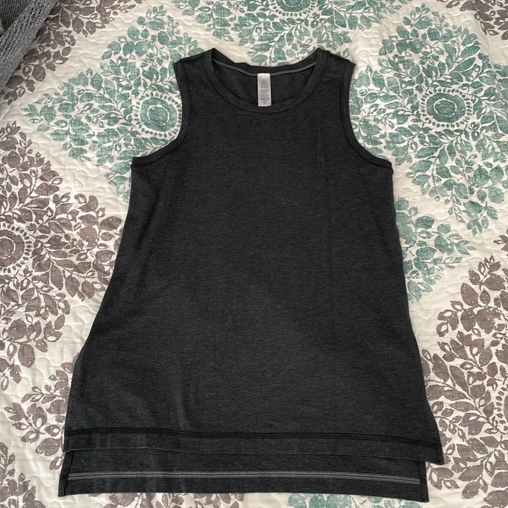 Ivivva size 12 girl  top